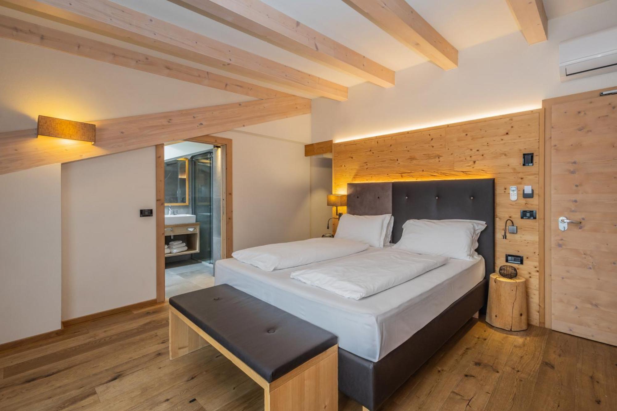 Hotel Ravelli Mezzana  Extérieur photo