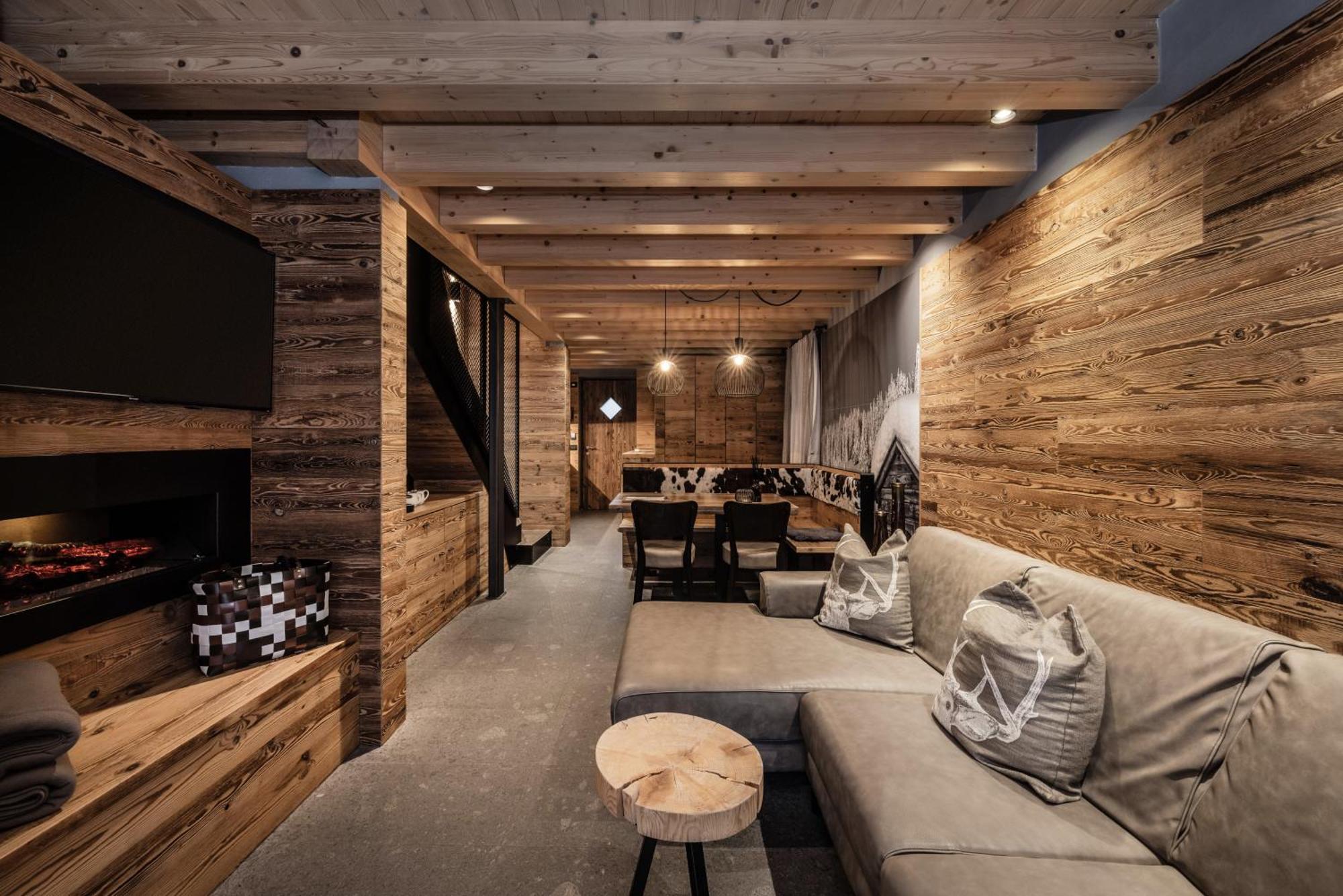 Hotel Ravelli Mezzana  Extérieur photo